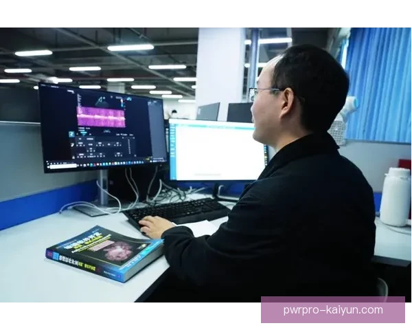 科曼球队的年轻球员崭露头角，备受期待迎接新赛季挑战